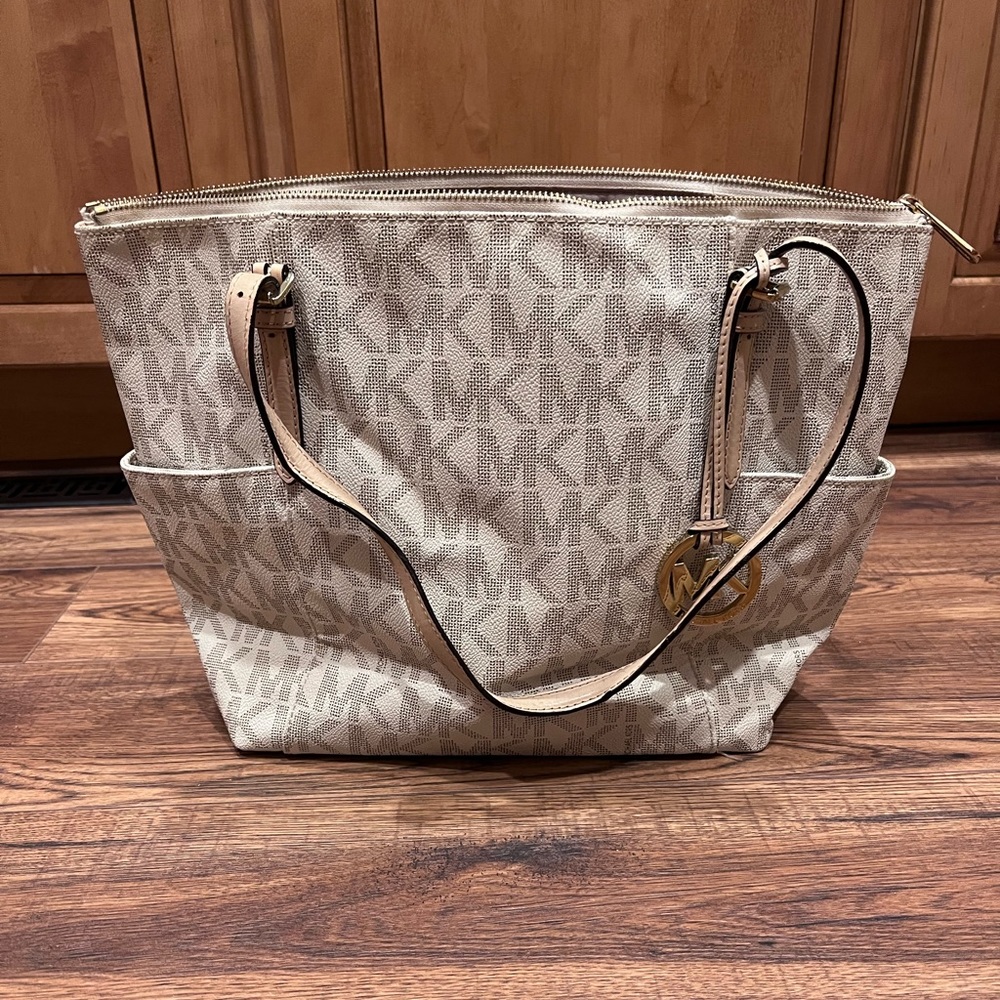 Michael Kors tote purse